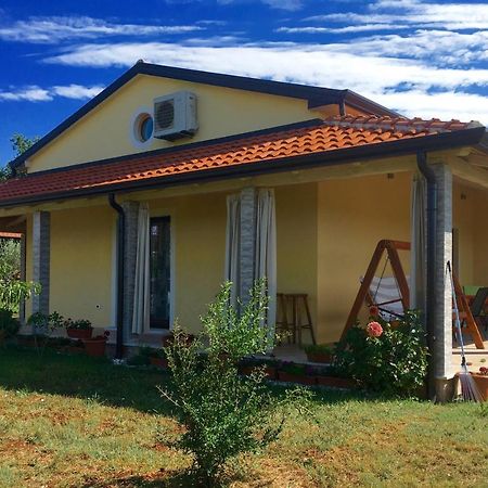 Holiday House Emc Umag Zewnętrze zdjęcie