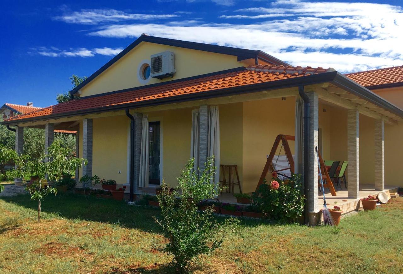 Holiday House Emc Umag Zewnętrze zdjęcie